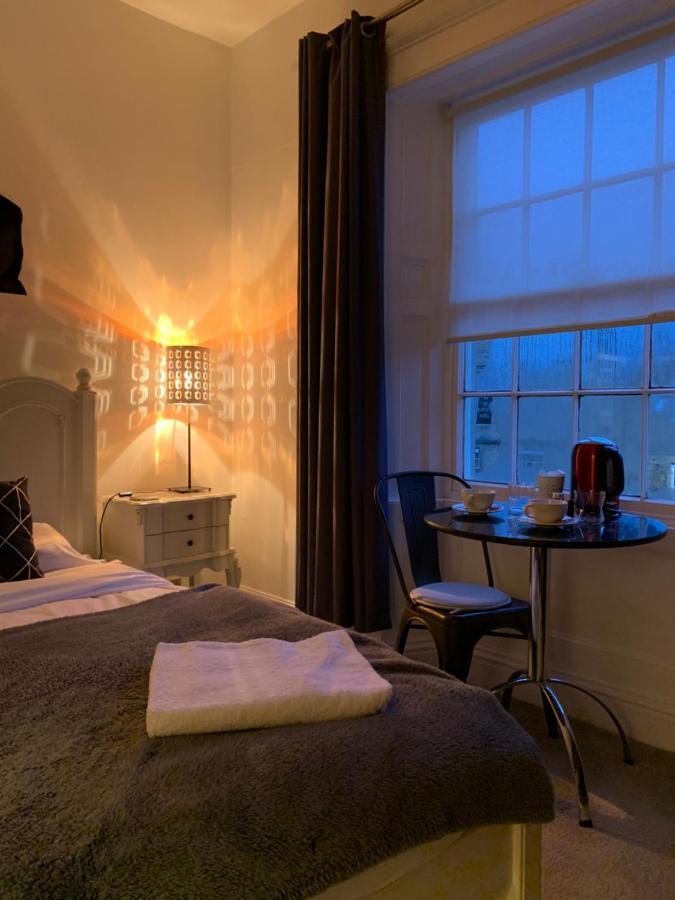Wansford Country Lounge B&B Exteriör bild